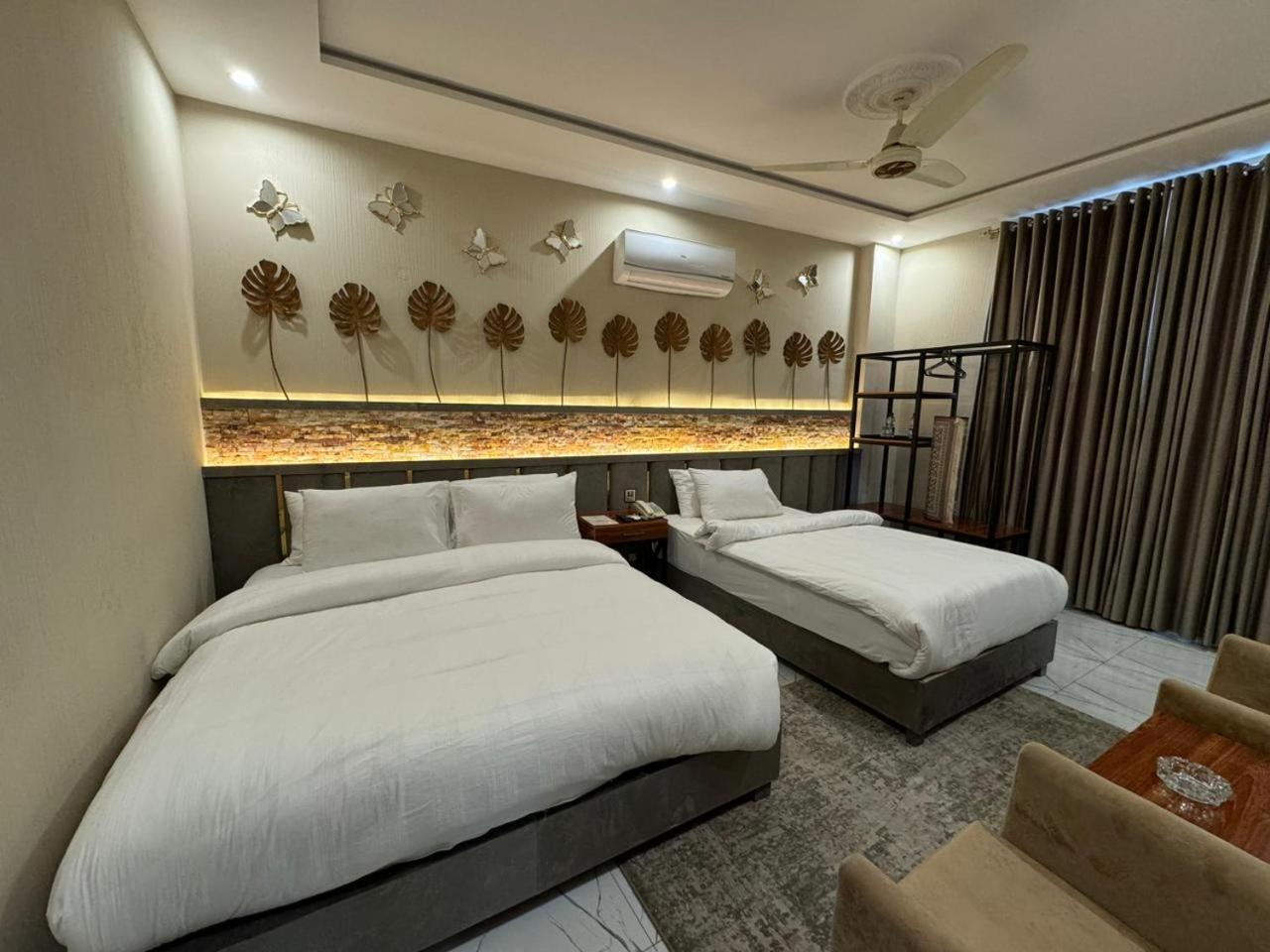Shelton Boulevard Hotel Lahore Exterior foto
